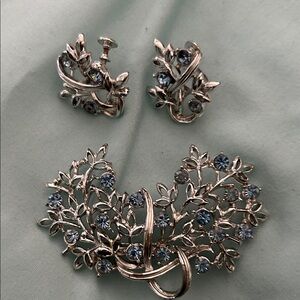 Silver and Blue Crystal Leaf Brooch Set